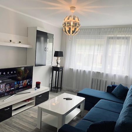 You'Ll Love This Large Apartment! Free Parking! Талин Екстериор снимка