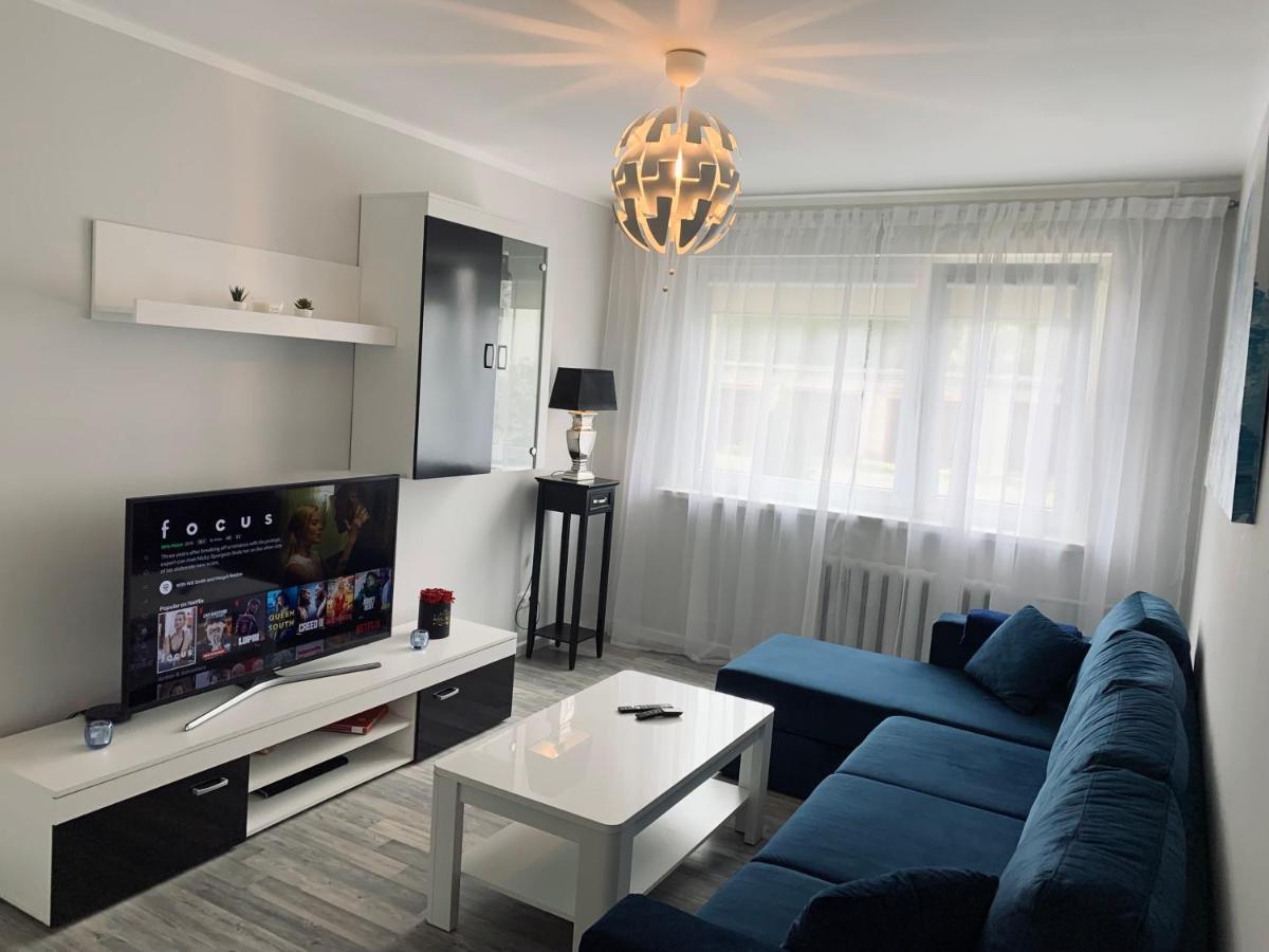 You'Ll Love This Large Apartment! Free Parking! Талин Екстериор снимка